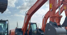 HITACHI ZX220LC.GI- 001152