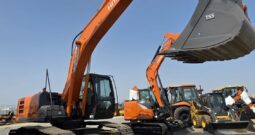 HITACHI ZX220LC- GI- 1139